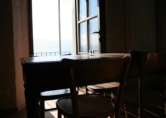 The Marenca Of Mozzola 오게비오