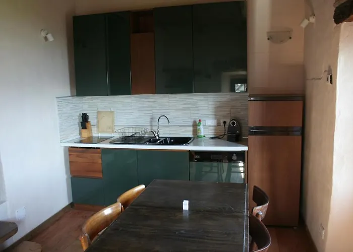 The Marenca Of Mozzola Apartament